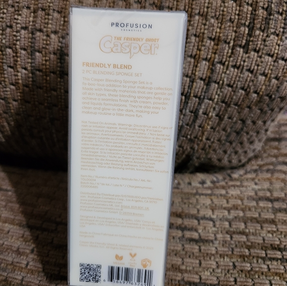 Casper Blending Sponge Glow In The Dark 2pc Profusion Casper The Friendly Ghost - Picture 7 of 8